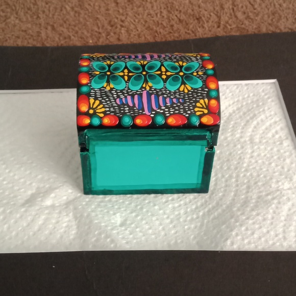 Colorful trinket box - Picture 3 of 6
